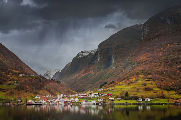 Où découvrir les plus beaux fjords de Norvège en bateau ?